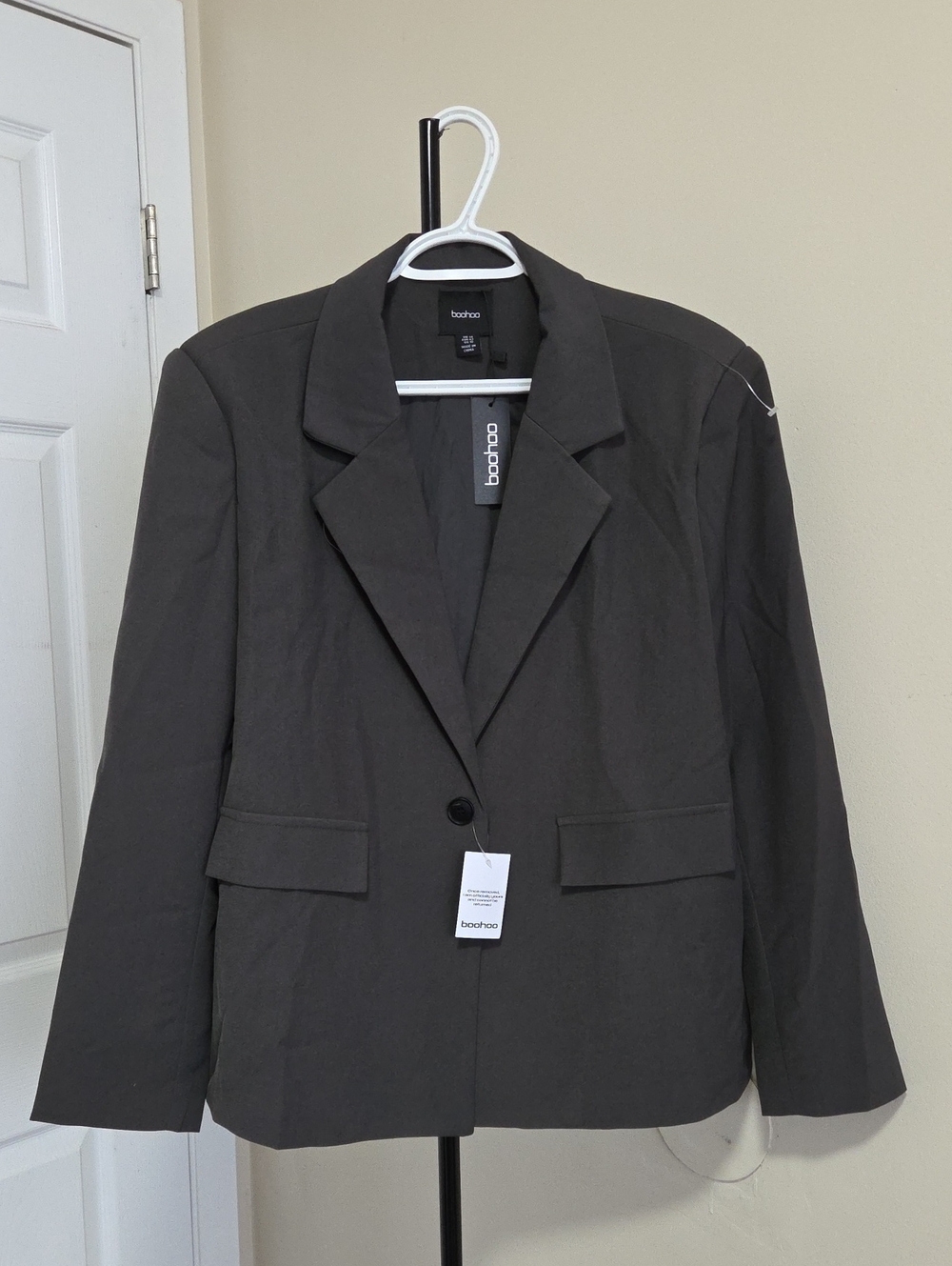 Nwt boohoo Charcoal Single-Button Blazer Jacket